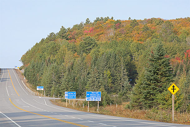 Fall colour at km 40 along Highway 60 in Algonquin Park on September 25, 2023 