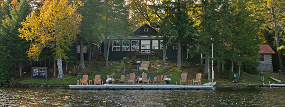 Accommodation at Bartlett Lodge