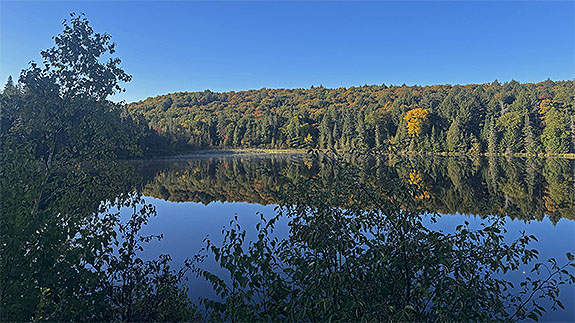 Brewer Lake at km 48 of Highway 60 in Algonquin Park on September 16, 2025